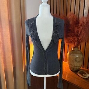 oos/Y2K Style Hollister Gray Floral Applique V-Neck Cardigan Sweater Womens M